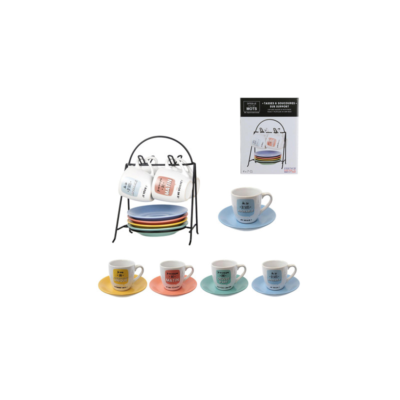 4 tasses et soucoupes