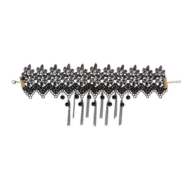 Collier dentelle avec perles